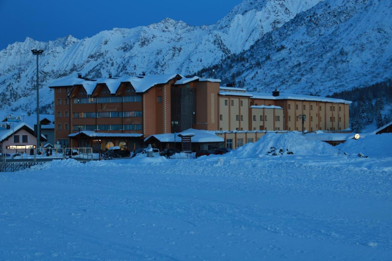 Grand Hotel Miramonti Пасо дел Тонале Екстериор снимка